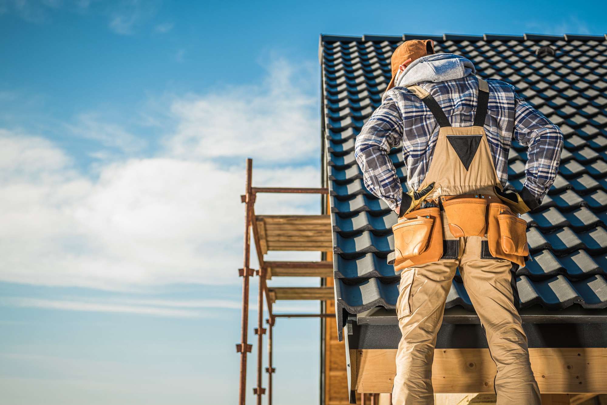 roofing construction job